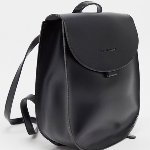 Claudia Canova Handbags - Claudia Canova curved backpack in black